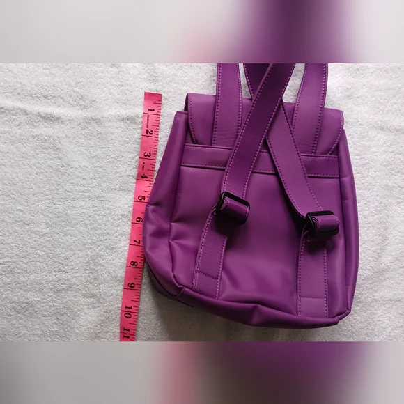 Esprit Backpack NWOT - Picture 5 of 5